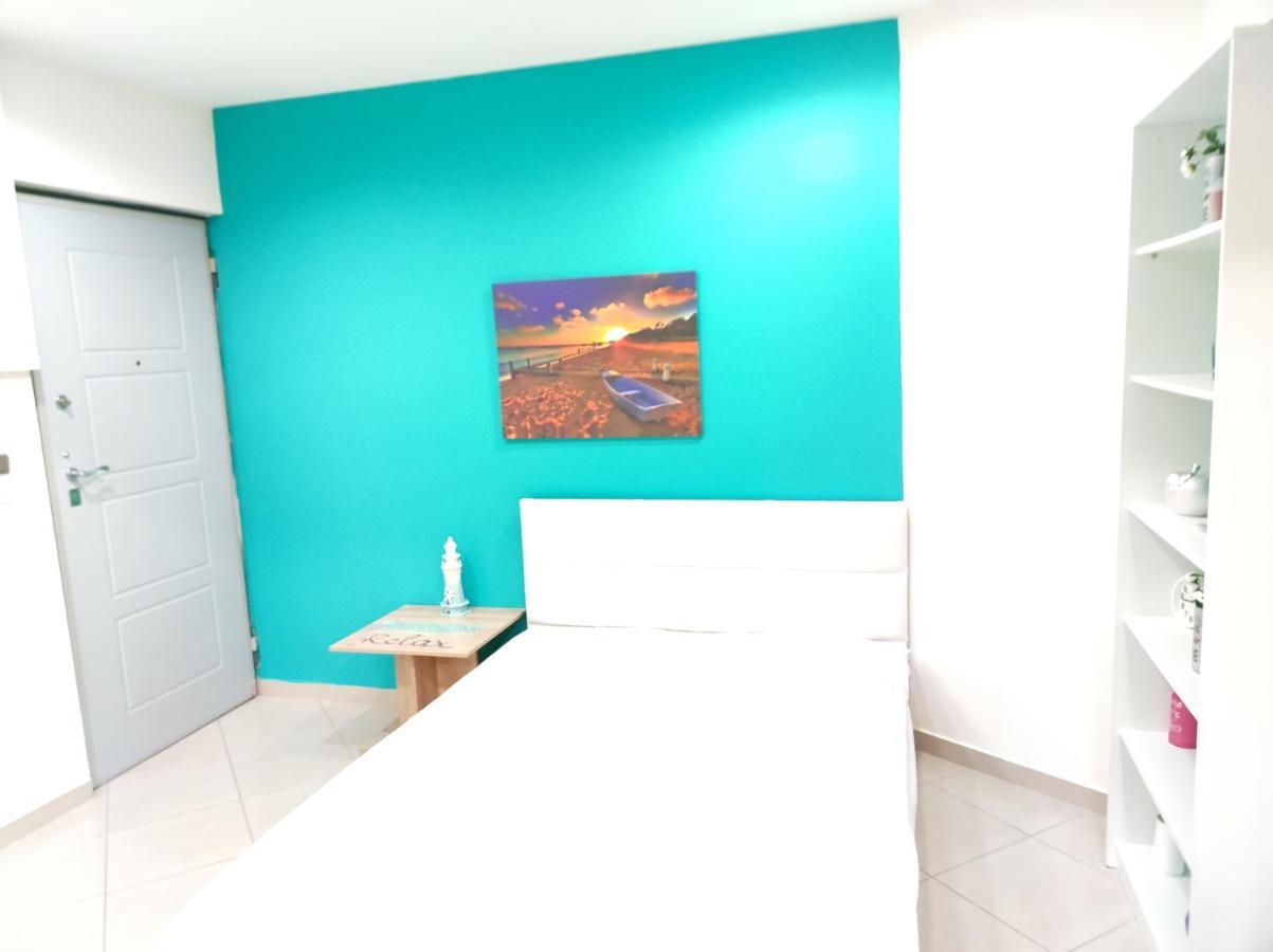 Fabulous In The Center Of Apartment